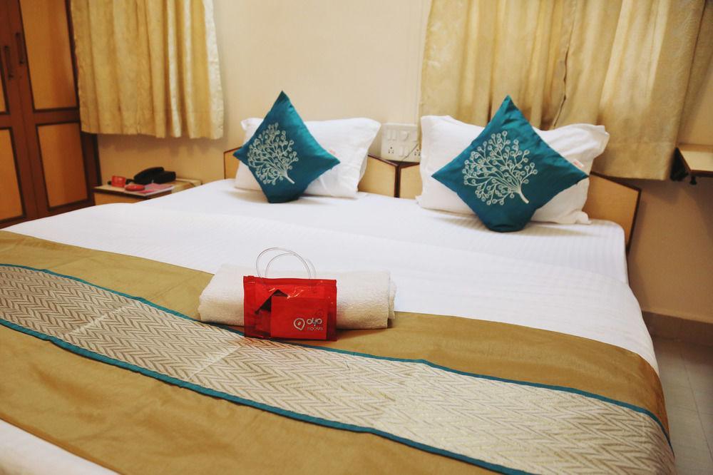 Oyo 946 Royce Studio Apartments Pune Exterior photo